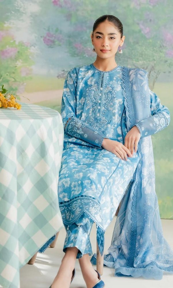 Lawn 3pc unstitched digital printed and embroidered suit with patches