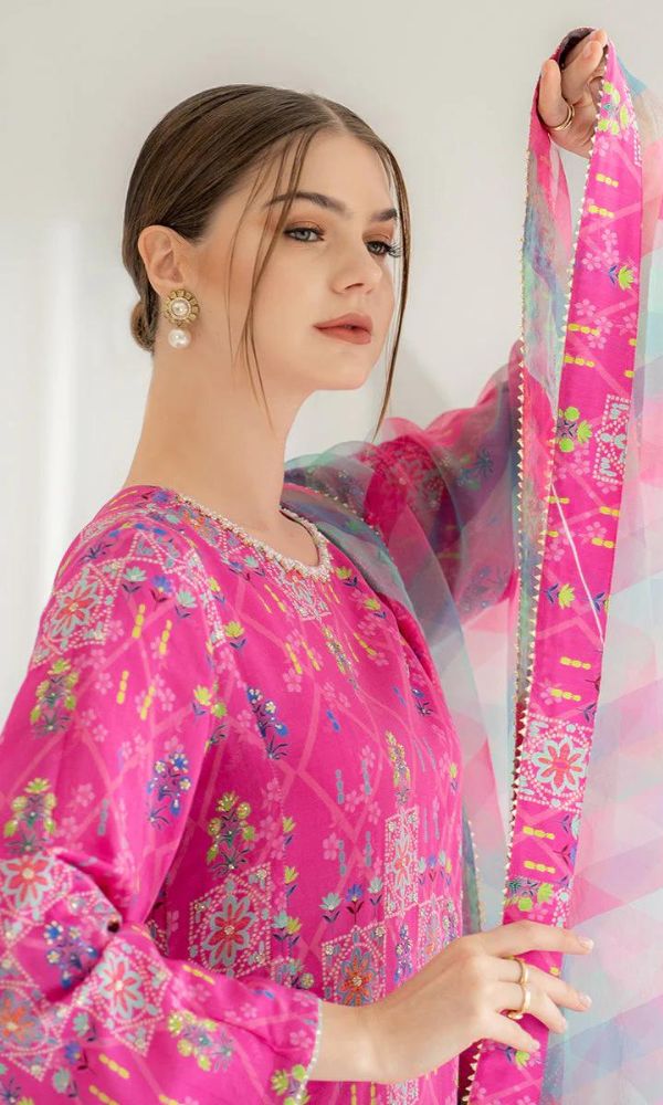 Lawn 3pc unstitched digital printed suit
