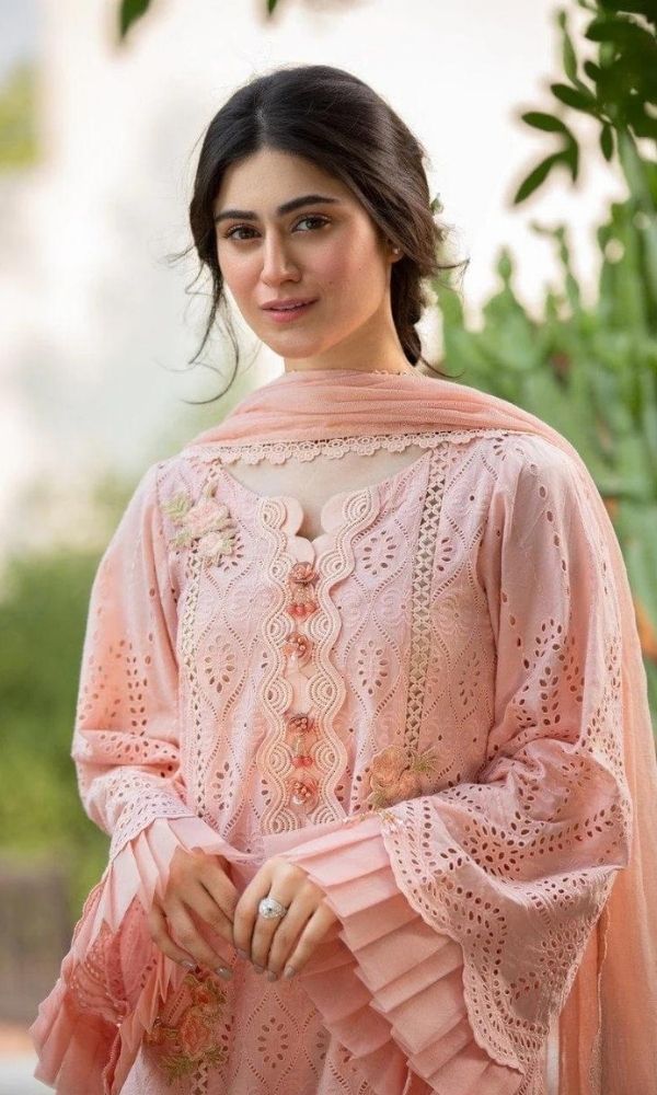 Lawn 3pc unstitched heavy embroidered suit