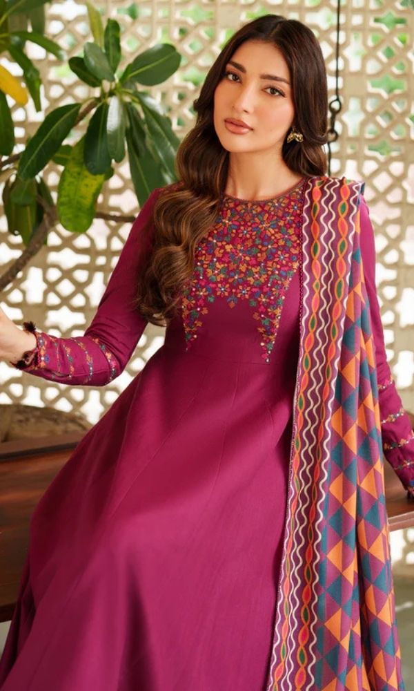 Dhanak 3pc unstiched embroiered suit woth twill digital printed shawl