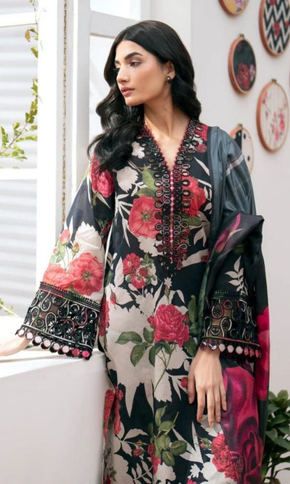 Khaddar 3pc unstitched digital printed suit with patches
