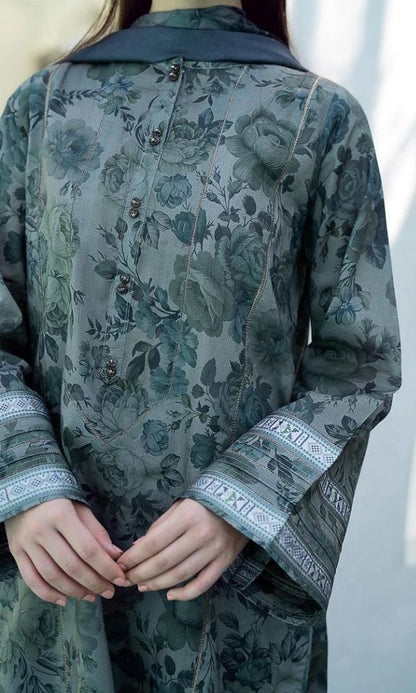 Lawn 3pc unstitched digital printed suit with patches