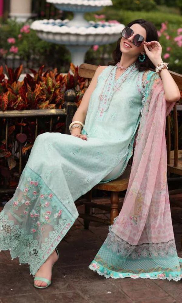 Lawn 3pc heavy embroidered and digital printed suit