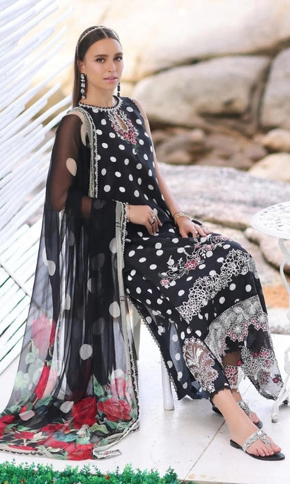 Lawn 3pc unstitched digital printed suit with patches