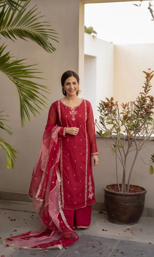 Lawn 3pc unstitched heavy embroidered suit with embroidered dupatta