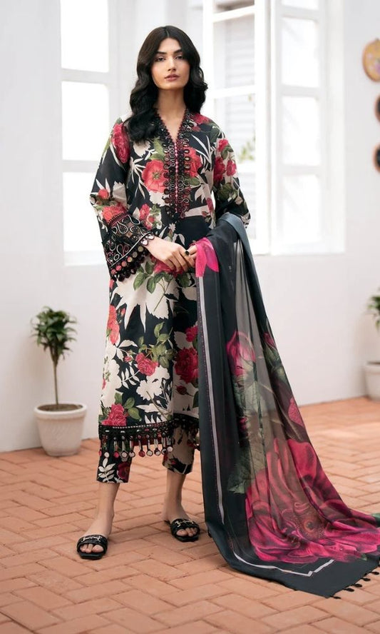 Khaddar 3pc unstitched digital printed suit with patches