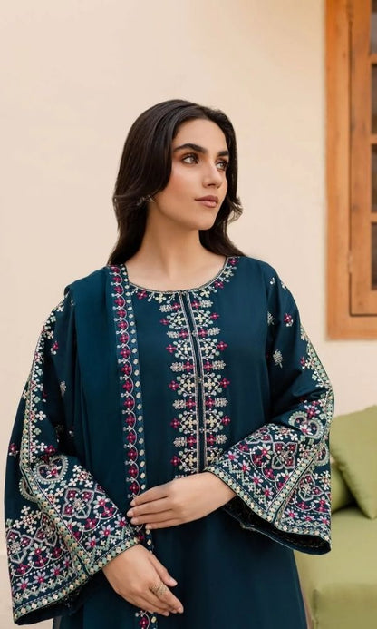 Dhanak 3pc unstitched heavy embroidered suit