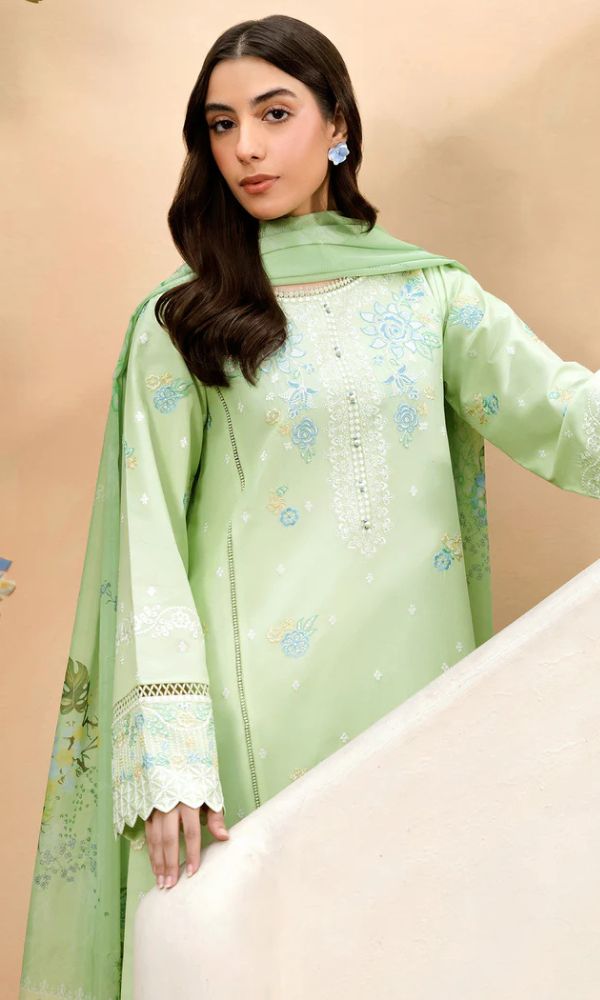 Lawn 3pc unstitched heavy embroidered suit