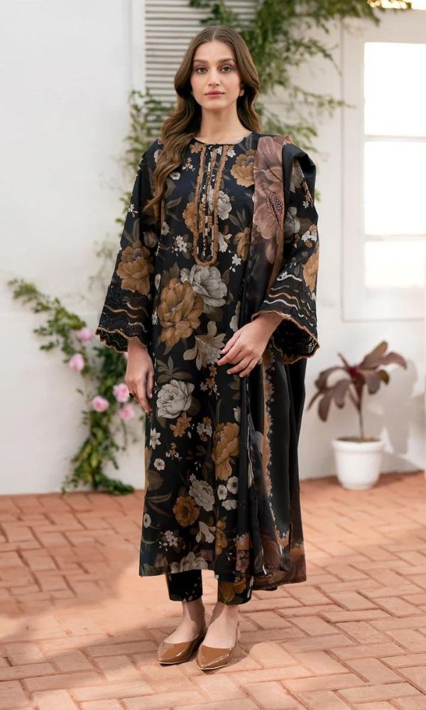 Lawn 3pc unstitched digital printed suit