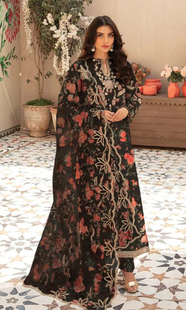 Khaddar 3pc unstitched digital printed suit with patches