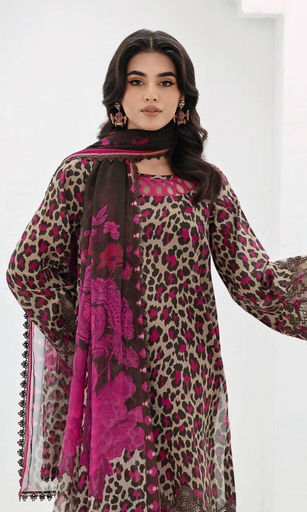 Lawn 3pc digital printed suit wit patches and monar digital printed dupatta