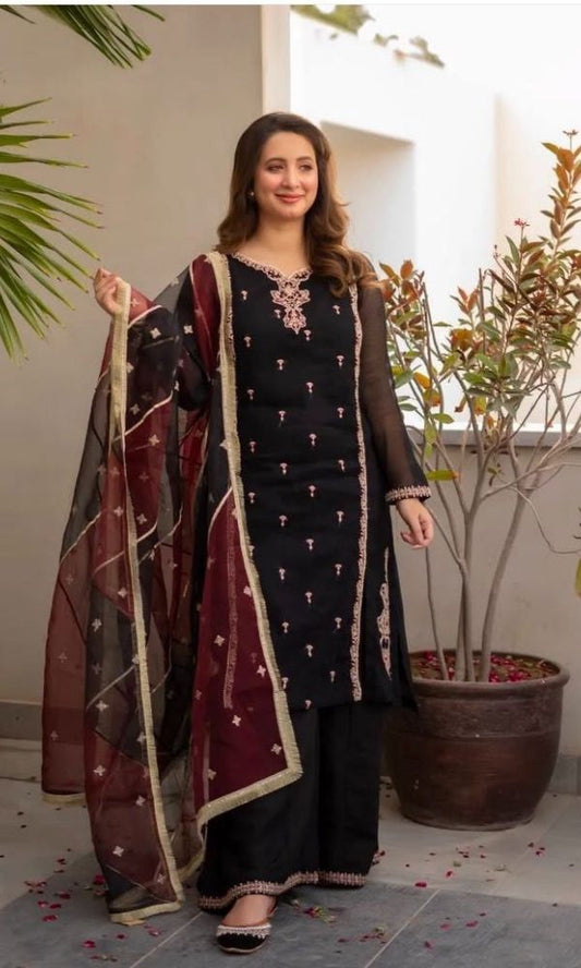 Lawn 3pc unstitched embroidered suit with embroidered dupatta