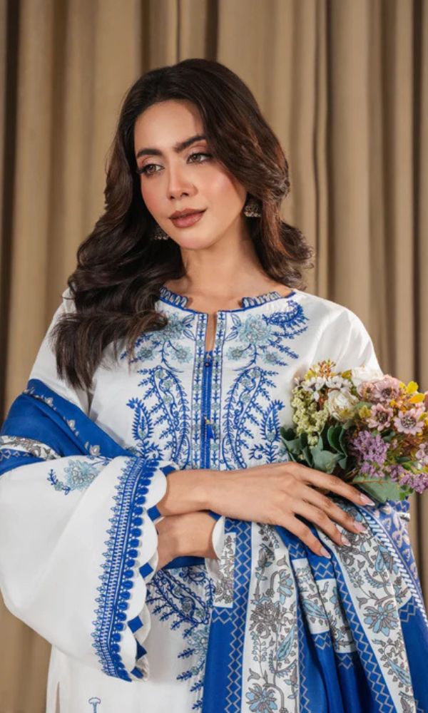 Lawn 3pc unstitched embroiderd summer collection suit