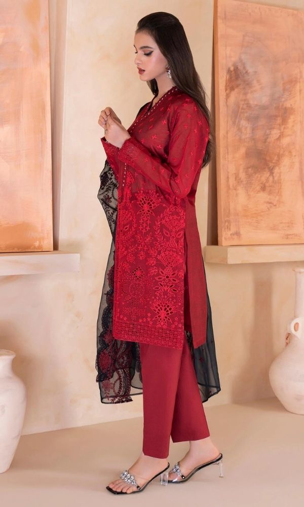 Lawn 3pc heavy embroidered unstitched suit