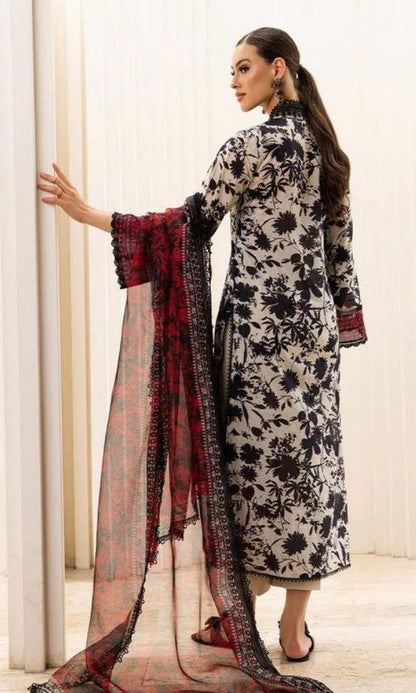 Lawn 3pc digital printed suit with patches