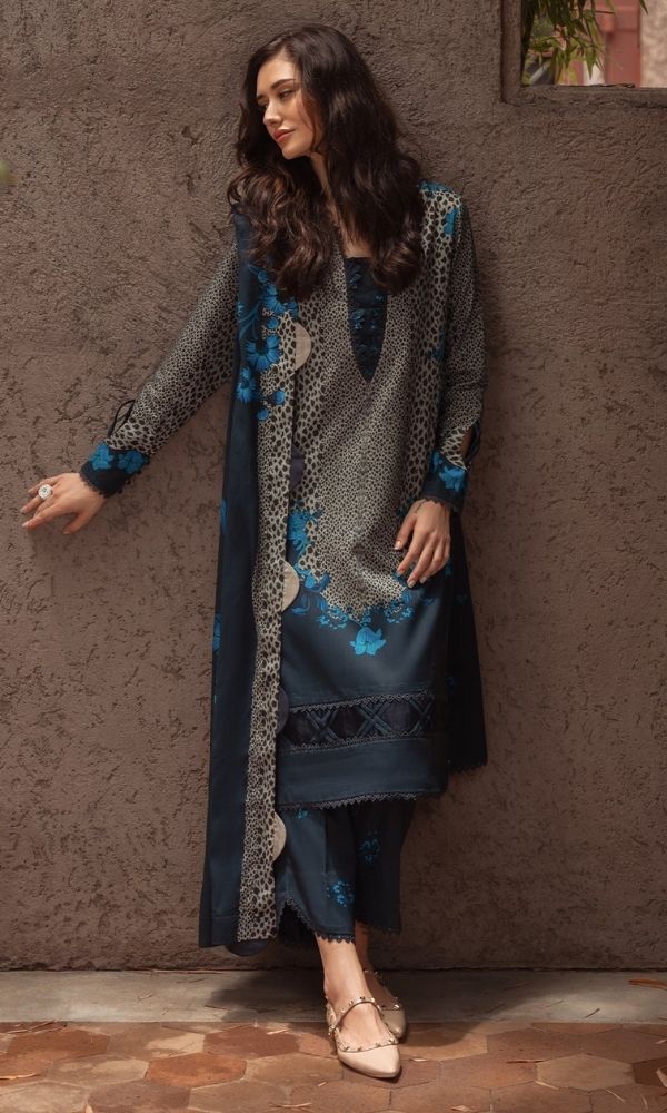 Khaddar 3pc unstitched digital printed suit