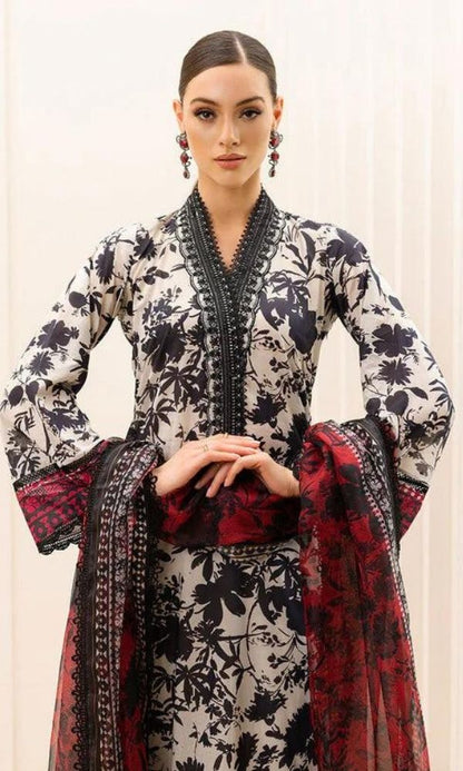 Lawn 3pc digital printed suit with patches