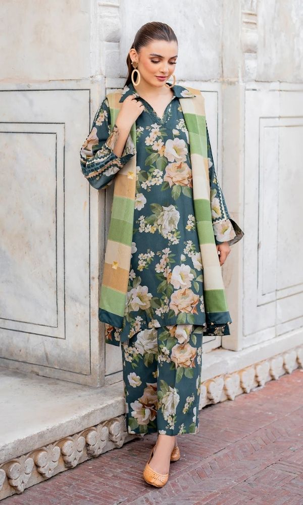 Khaddar 3pc unstitched digital printed collection