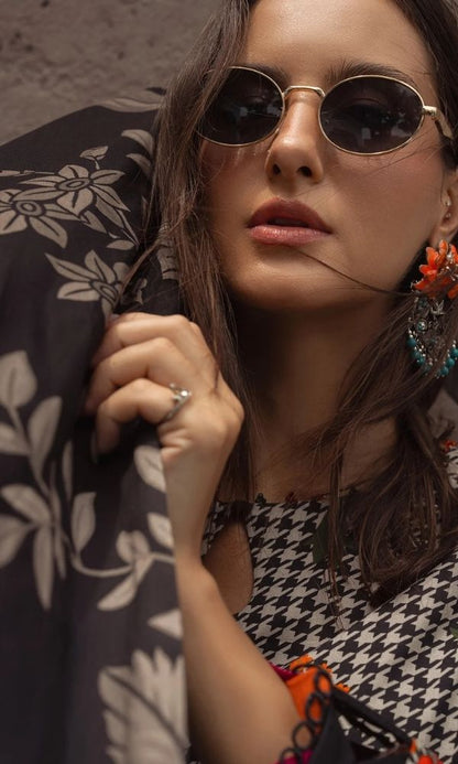 Khaddar 3pc unstitched digital printed suit