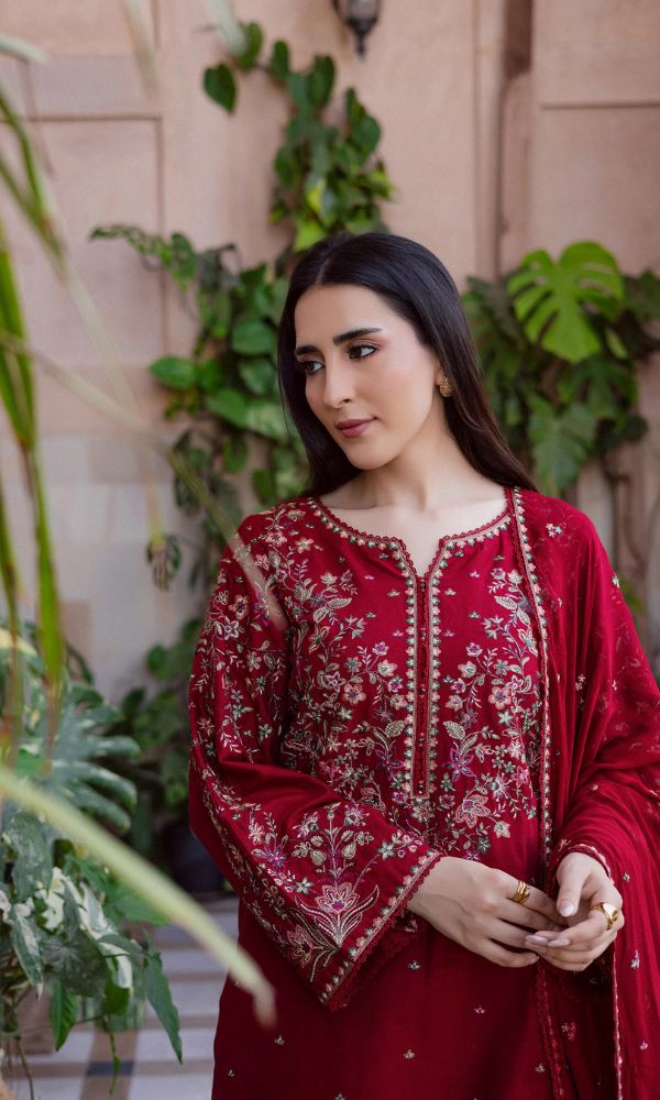 Lawn 3pc unstitched embroidered summer collection suit