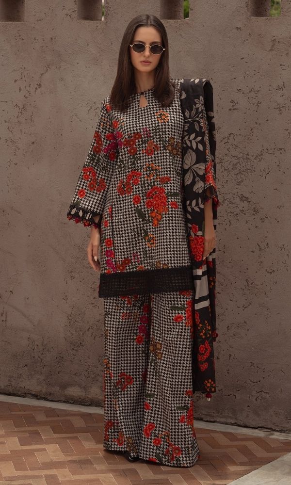 Khaddar 3pc unstitched digital printed suit