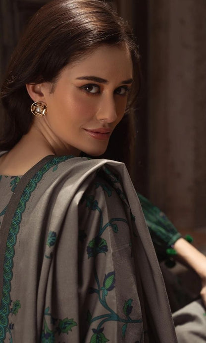 Khaddar 3pc unstitched digital printed suit