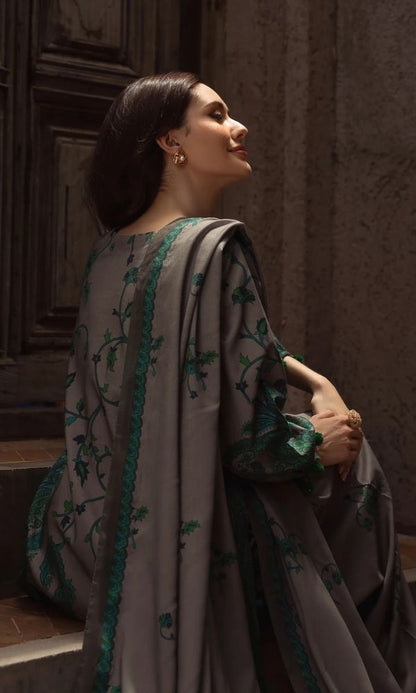 Khaddar 3pc unstitched digital printed suit