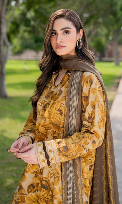 Khaddar 3pc unstitched digital printed suit