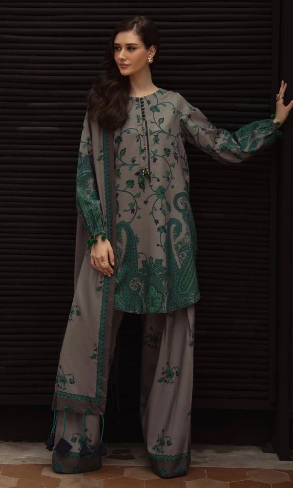 Khaddar 3pc unstitched digital printed suit