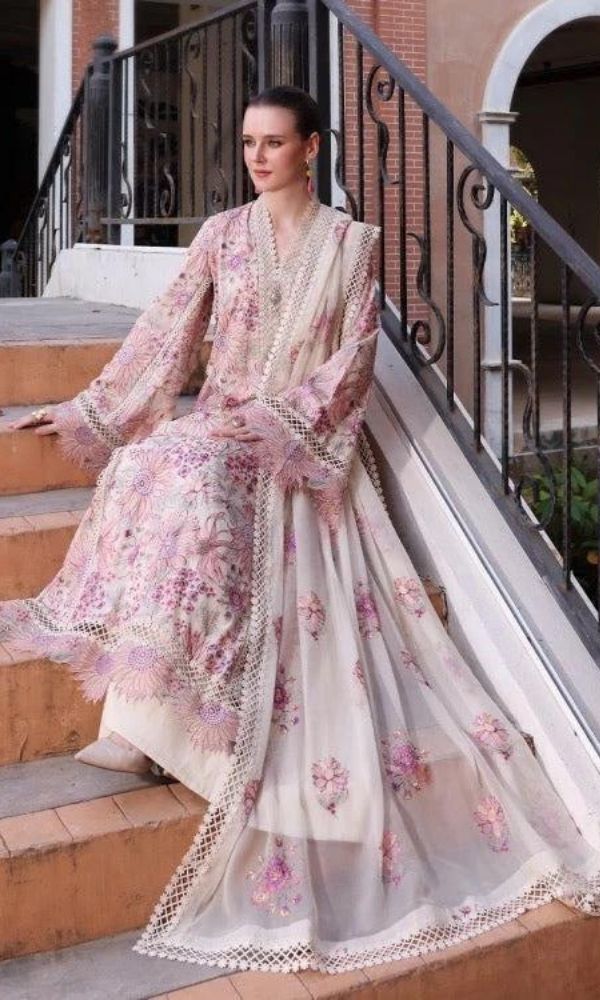 Lawn 3pc unstitched heavy embroidered suit