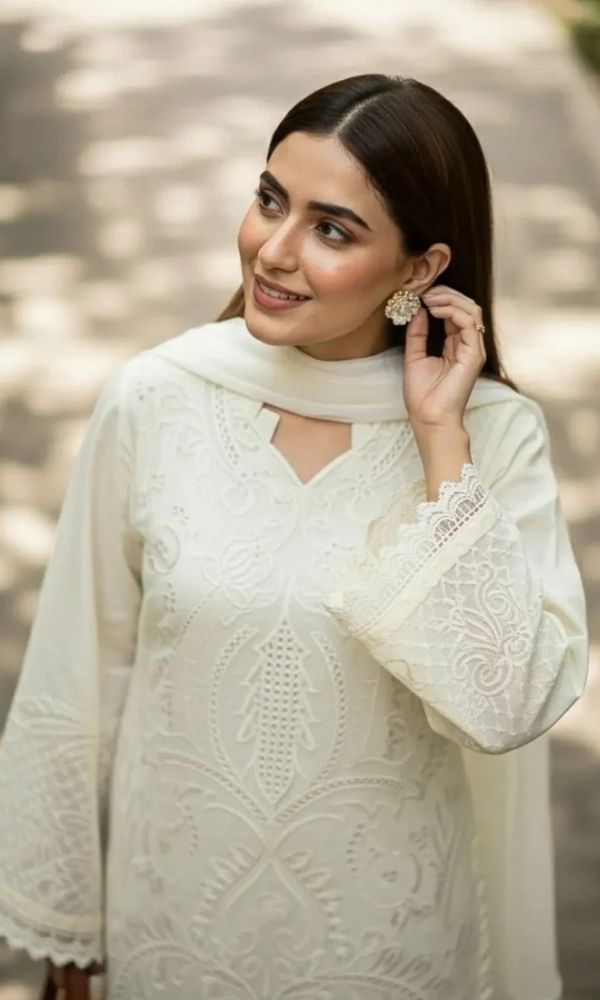 Lawn 3pc unstitche fully embroidered suit