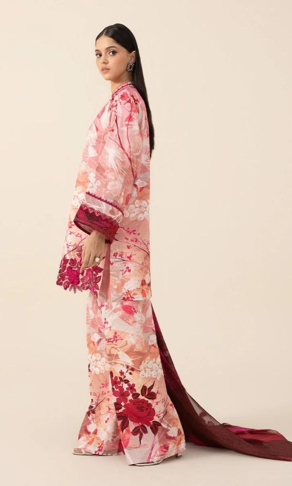 Lawn 3pc digital printed suit with patches