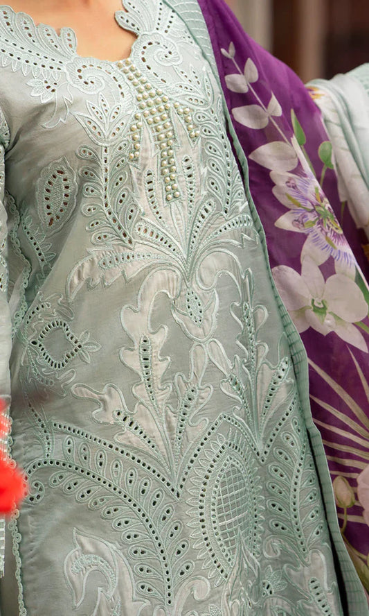 Lawn 3pc chikenkari heavy embroidered suit