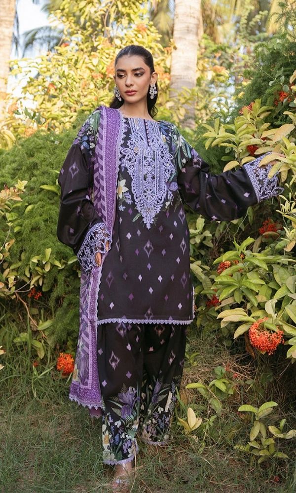 Lawn 3pc unstitched digital printed suit with embroidered patches
