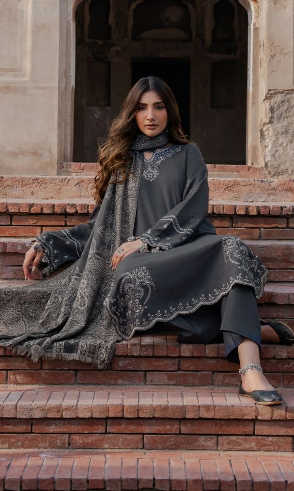 Lawn 3pc unstitched embroidered summer collection suit