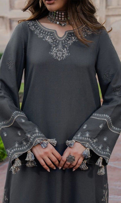 Lawn 3pc unstitched embroidered summer collection suit