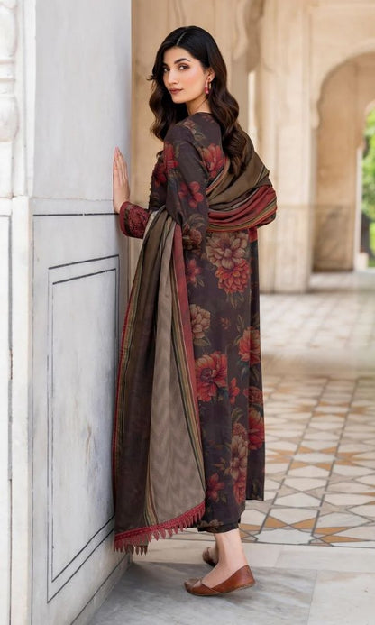 Khaddar 3pc unstitched digital printed suit with patches