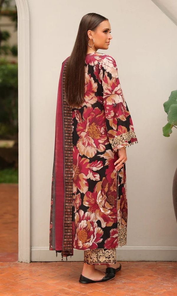 Khaddar 3pc unstitched digital printed suit with patches