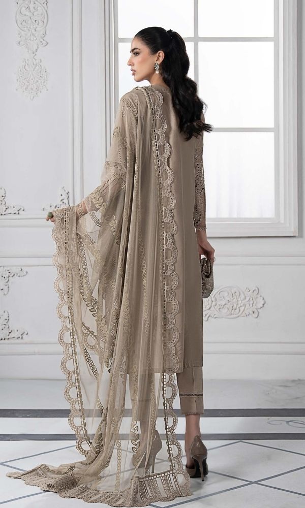 Lawn 3pc unstitched luxury heavy chiken kari embroidery with embroidered patches