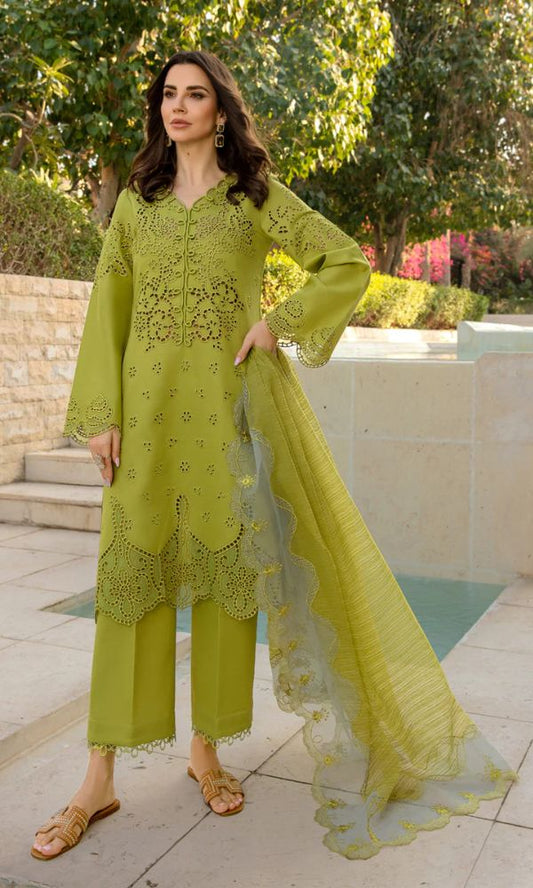 Lawn 3pc unstitche heavy chiken kari embroidered suit