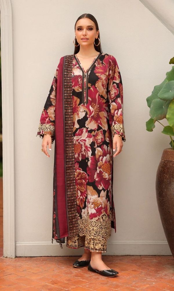 Khaddar 3pc unstitched digital printed suit with patches