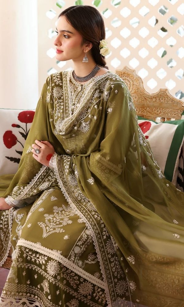 Dhanak 3pc unstitched heavy embroidered suit with embroidered shawl