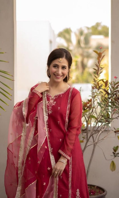 Lawn 3pc unstitched heavy embroidered suit with embroidered dupatta