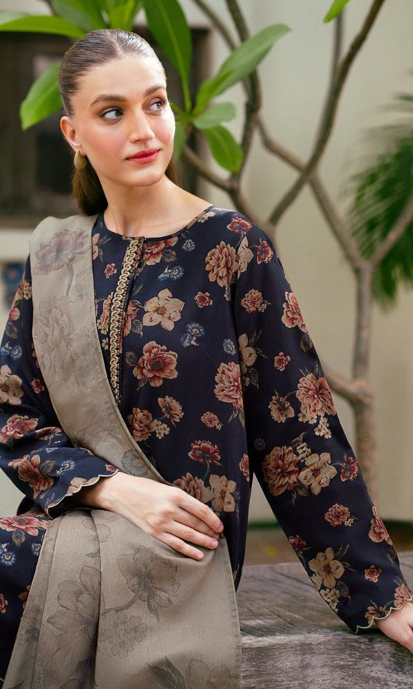 Lawn 3pc unstitched digital printed suit with voil dupatta