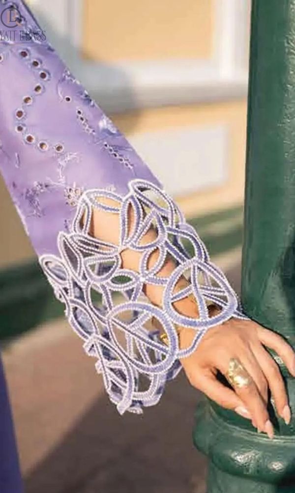 Lawn 3pc heavy boring embroidered shirt with silk dupatta