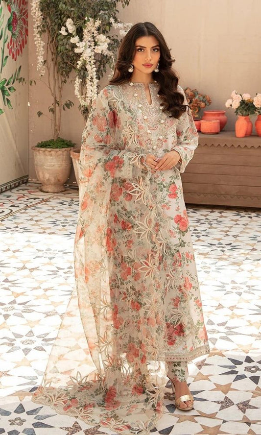 Lawn 3pc digital printed suit with patches